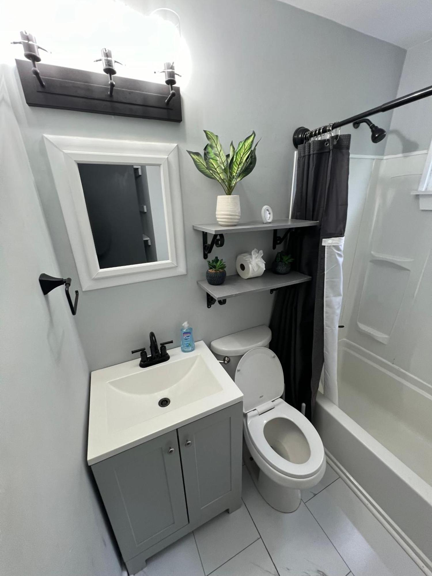 Fantastic 3Br Close To Botanical Gardens And Airport 노퍽 외부 사진